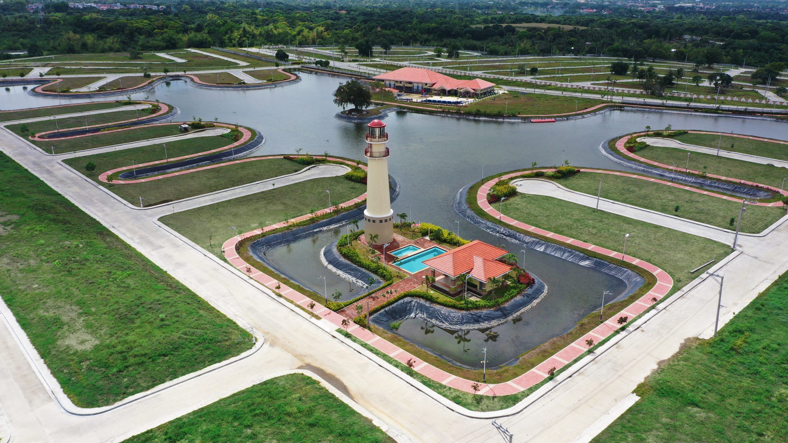 Experience the perks of lakeside living